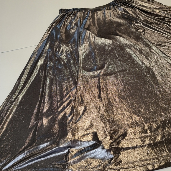 Torrid Metal Grey Liquid Shine Midi Skirt Size 00 ( Medium/Large) - Picture 13 of 17
